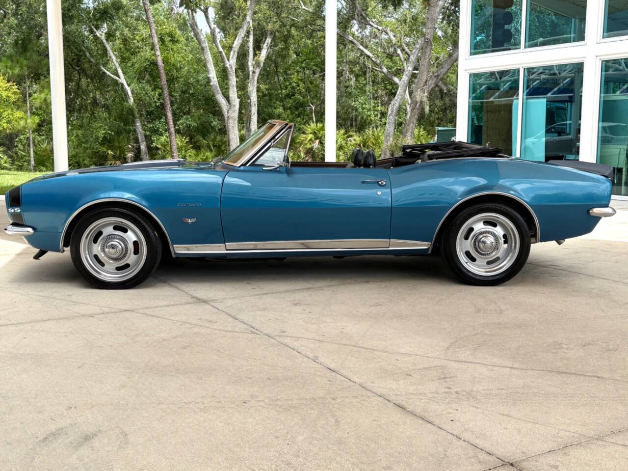 1967 Chevrolet Camaro 9