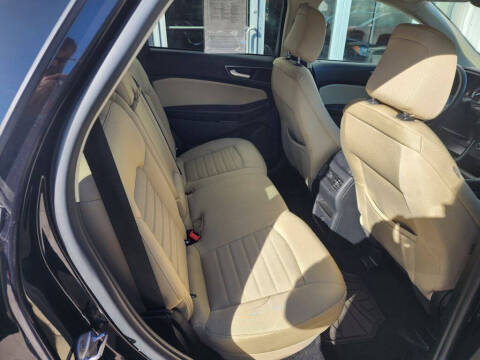 2022 Ford Edge SE