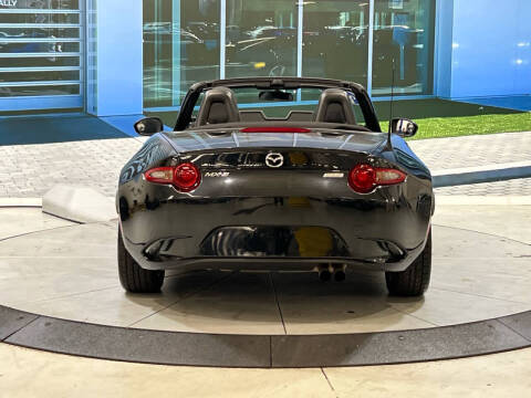 2016 Mazda MX-5 Miata Sport