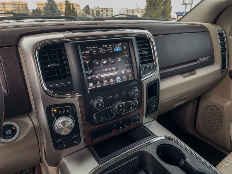 2017 RAM 1500 Laramie