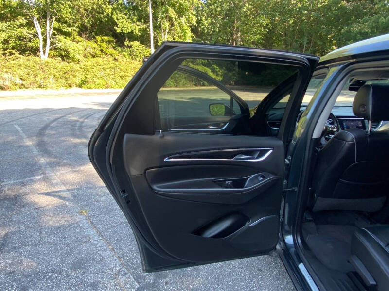 2020 Buick Enclave Avenir