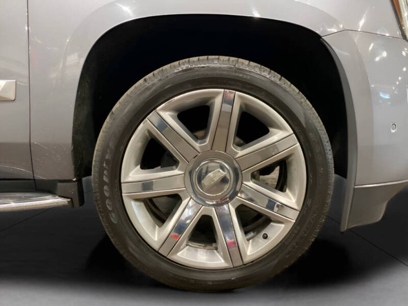 2020 Cadillac Escalade Luxury