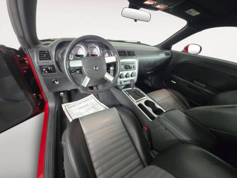 2009 Dodge Challenger SE