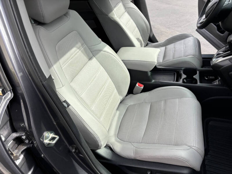 2017 Honda CR-V Touring