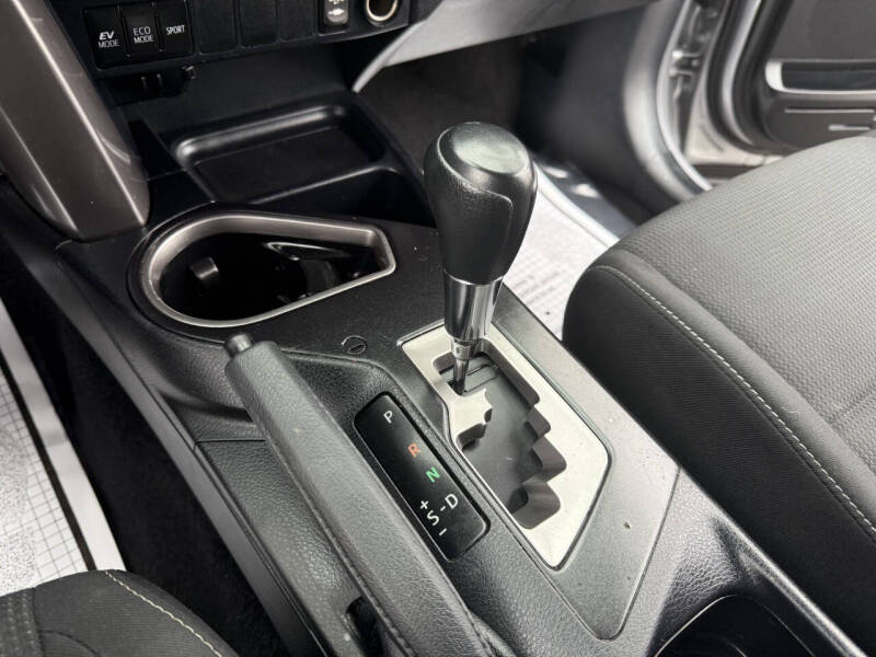 2018 Toyota RAV4 Hybrid XLE