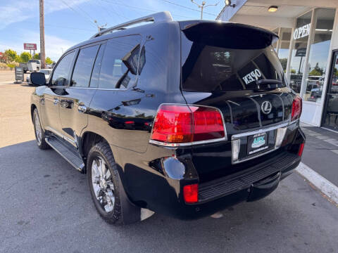 2011 Lexus LX 570
