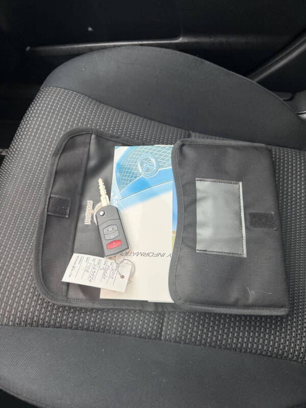 2012 Mazda MAZDA3 i Touring