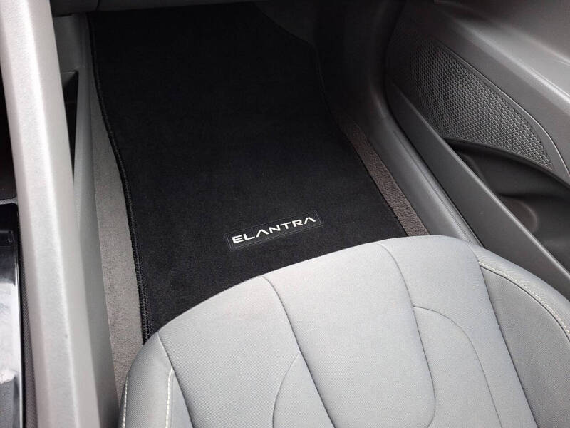 2023 Hyundai Elantra