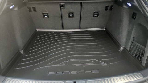 2024 Porsche Macan S