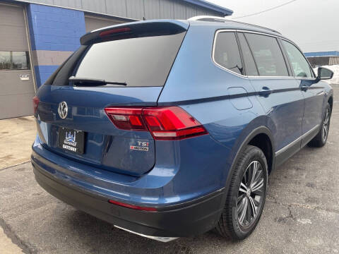 2018 Volkswagen Tiguan 2.0T SEL 4Motion
