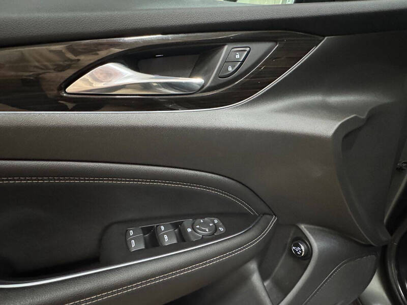 2018 Buick Regal TourX Essence