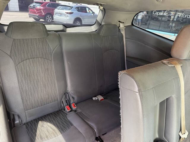 2017 Chevrolet Traverse LS