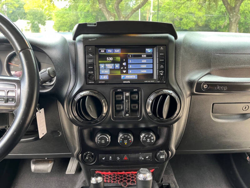 2017 Jeep Wrangler Unlimited Rubicon Recon