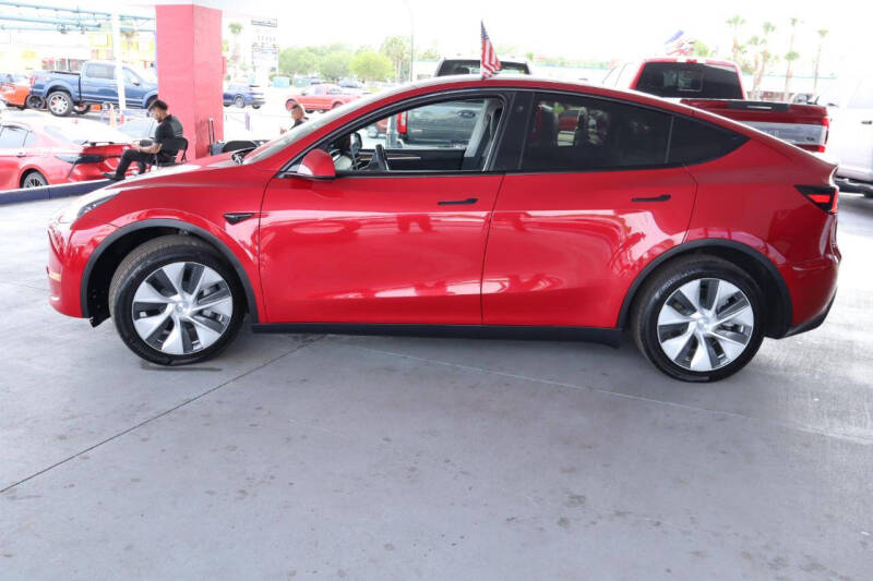 2023 Tesla Model Y Long Range