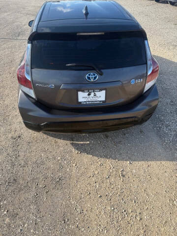2017 Toyota Prius c Two