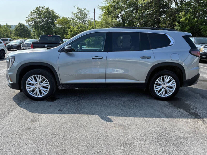 2025 GMC Acadia Elevation