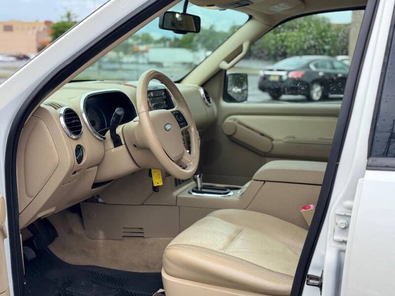 2010 Ford Explorer Eddie Bauer