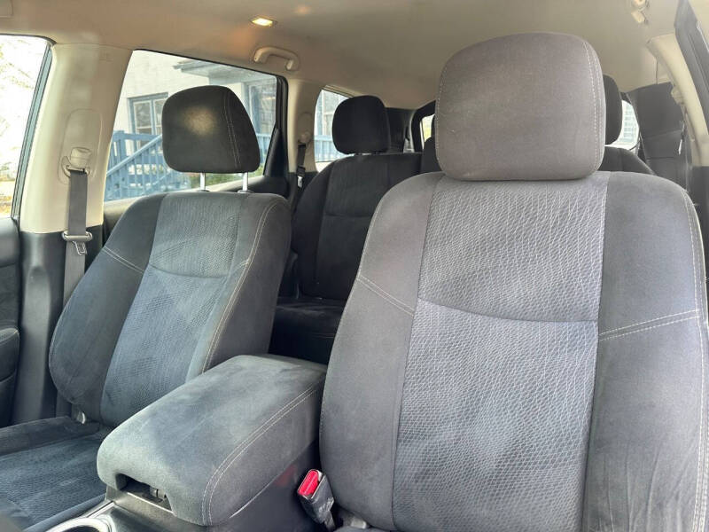 2013 Nissan Pathfinder SV