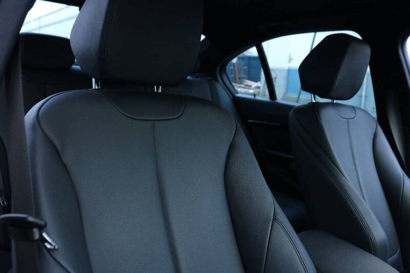 2016 BMW 3 Series 328i