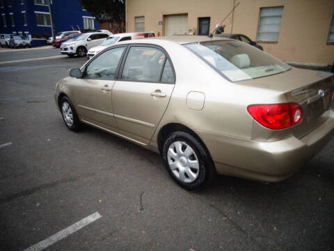 2004 Toyota Corolla CE