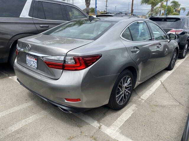 2017 Lexus ES 350