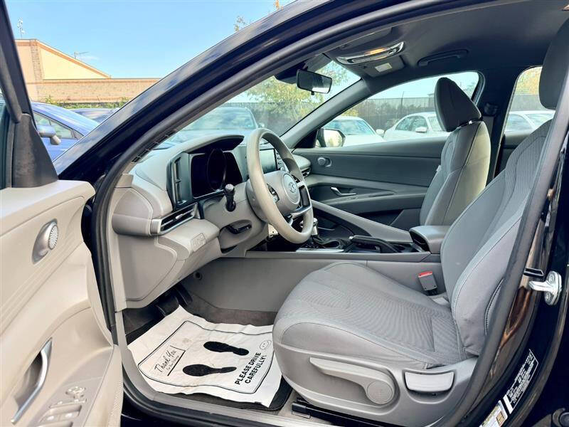 2022 Hyundai Elantra