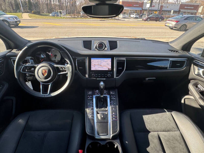 2017 Porsche Macan S