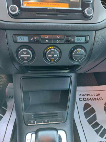 2009 Volkswagen Tiguan SEL 4Motion