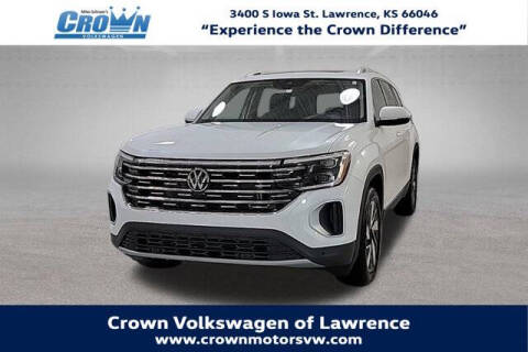 2024 Volkswagen Atlas for sale at Crown Automotive of Lawrence Kansas in Lawrence KS