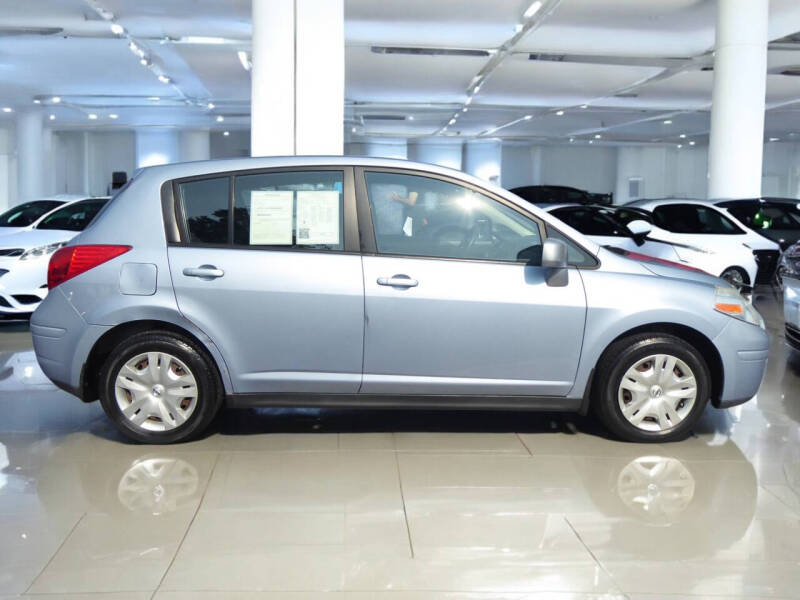 2011 Nissan Versa 1.8 S