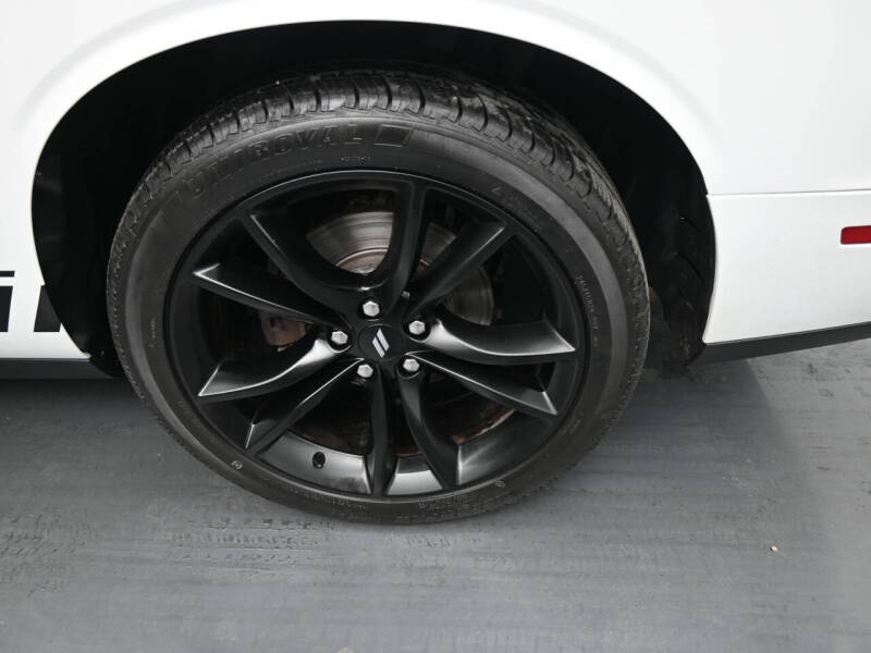 2017 Dodge Challenger SXT