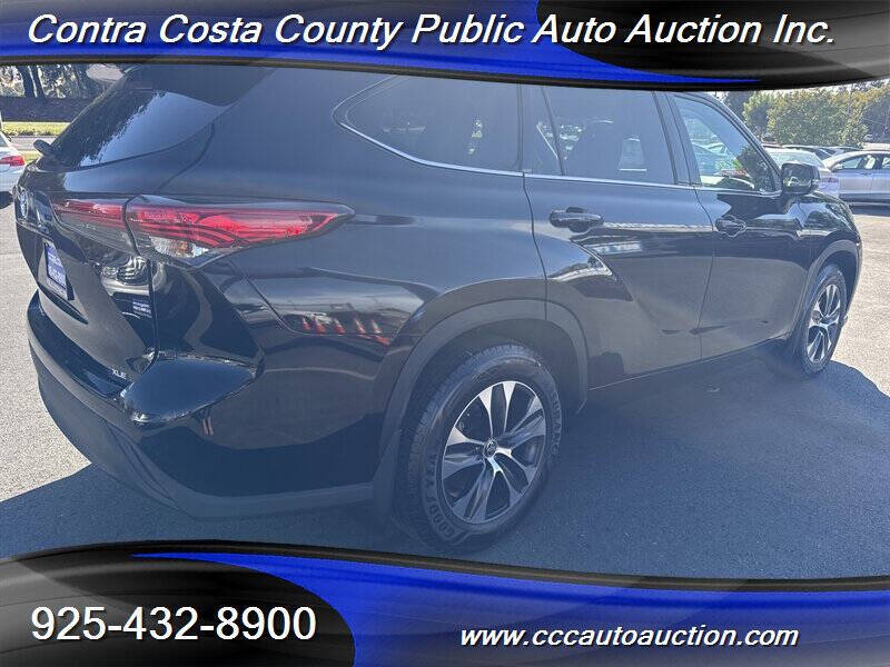 2021 Toyota Highlander XLE