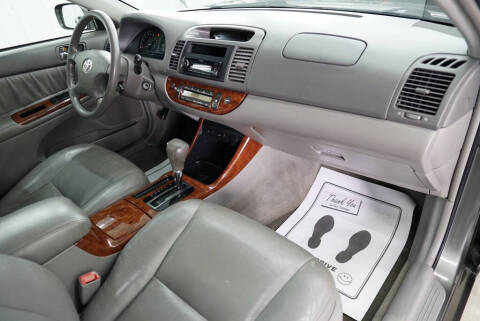 2004 Toyota Camry