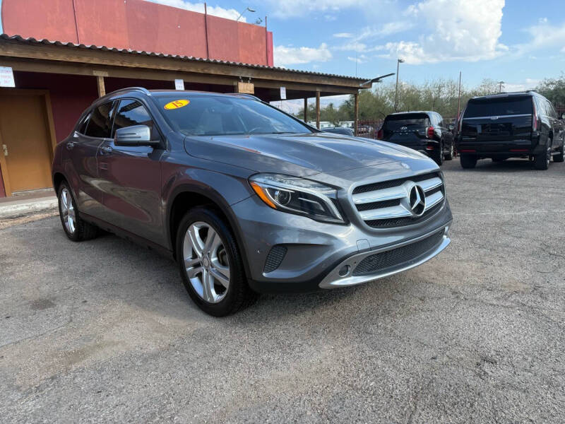 2015 Mercedes-Benz GLA-Class null photo 3