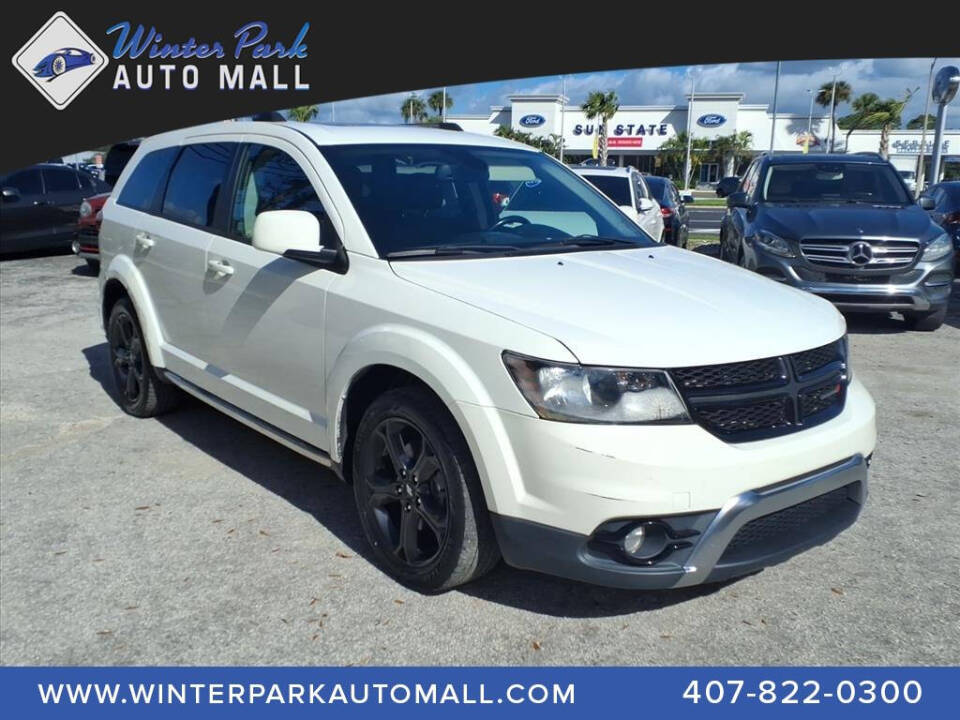 2020 Dodge Journey Crossroad's photo