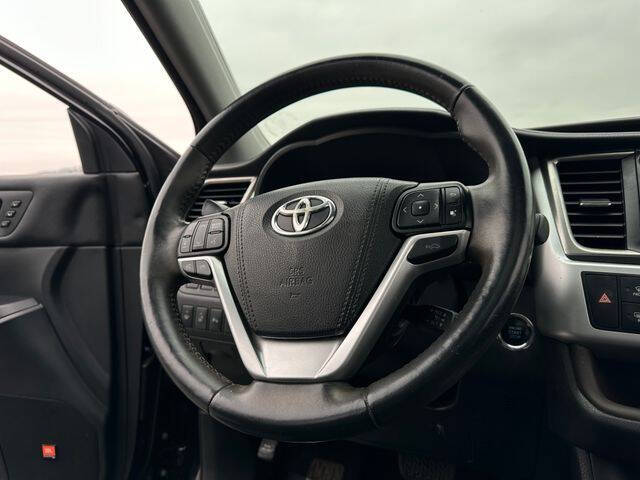 2016 Toyota Highlander Limited Platinum