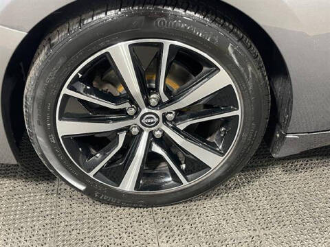 2023 Nissan Maxima