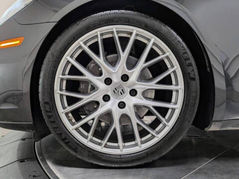 2020 Porsche Panamera