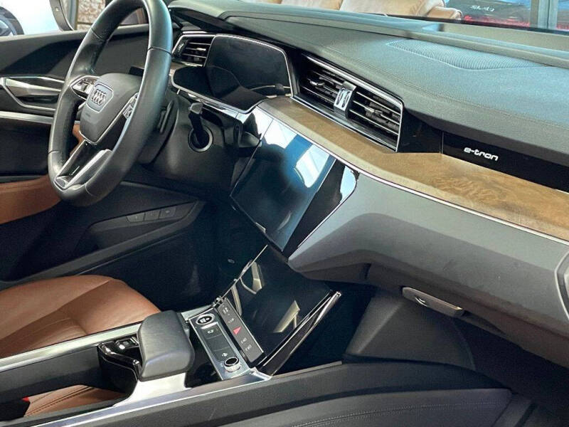 2022 Audi e-tron Sportback quattro Premium S line