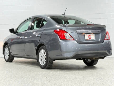 2019 Nissan Versa SV