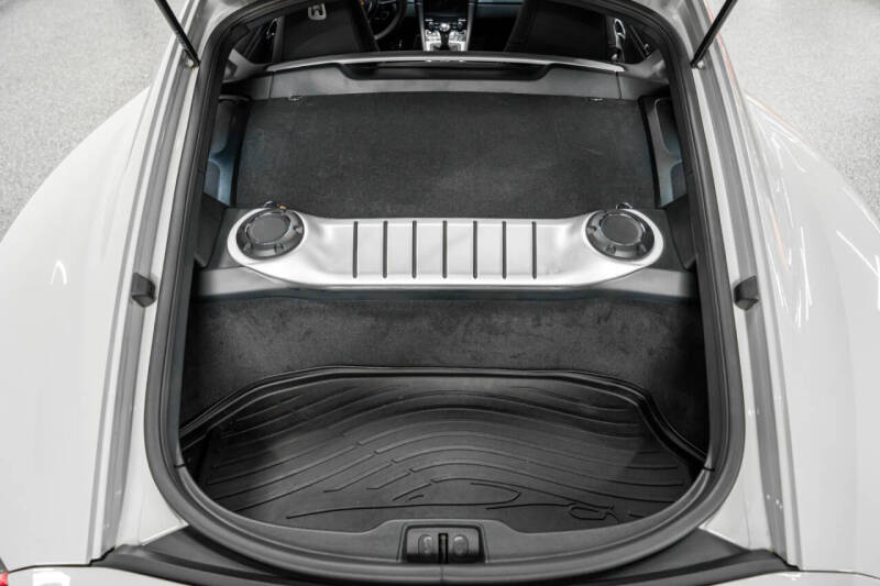 2025 Porsche 718 Cayman S