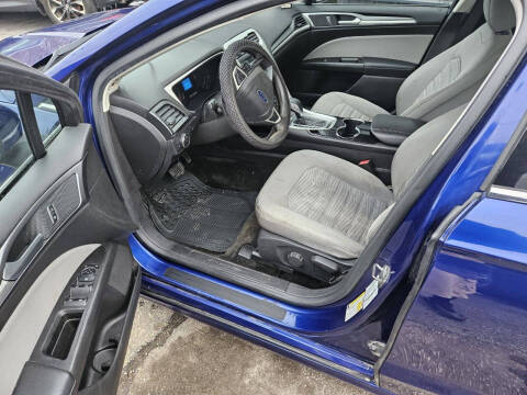 2016 Ford Fusion S