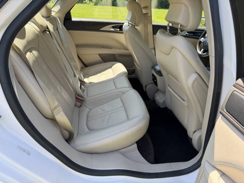 2017 Lincoln MKZ Select