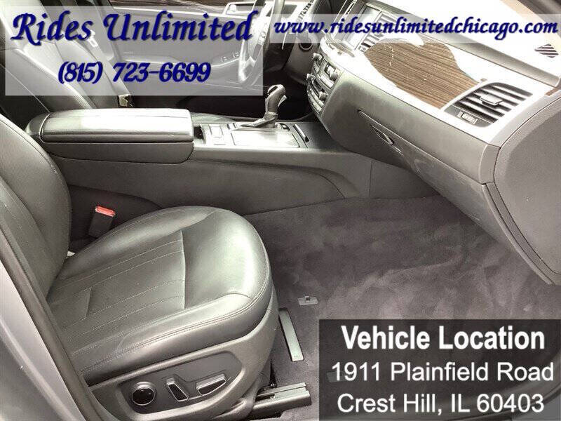 2016 Hyundai Genesis