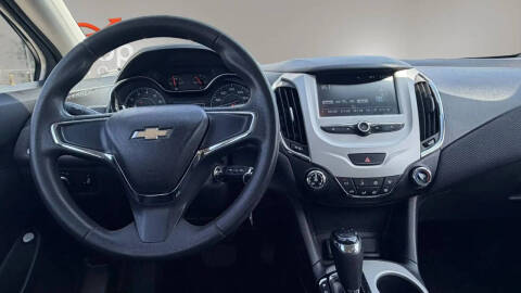 2017 Chevrolet Cruze LS Auto