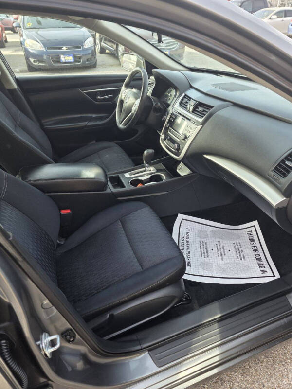 2017 Nissan Altima 2.5 SV