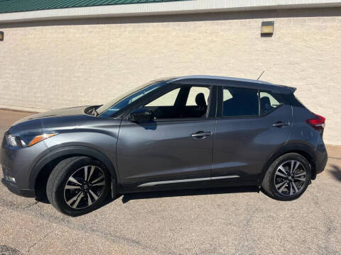 2020 Nissan Kicks SR