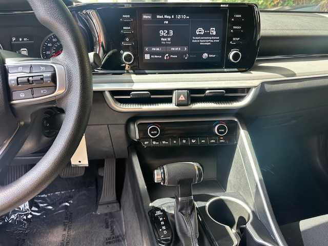 2022 Kia K5 LX
