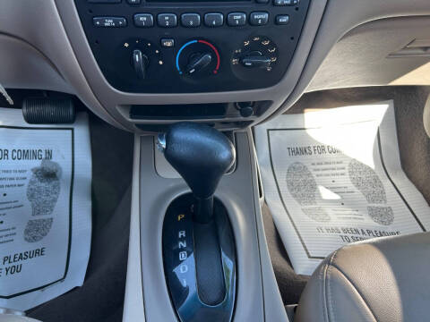 2003 Ford Taurus SES