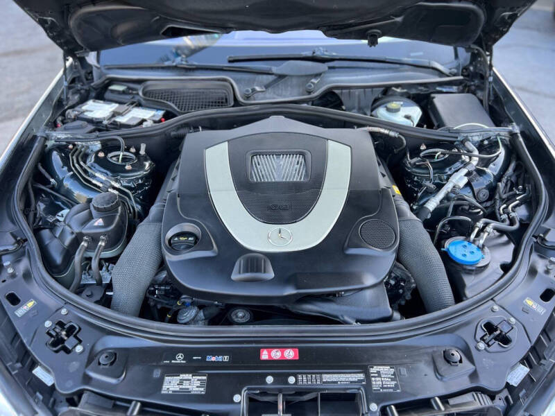 2011 Mercedes-Benz S-Class S 550 4MATIC